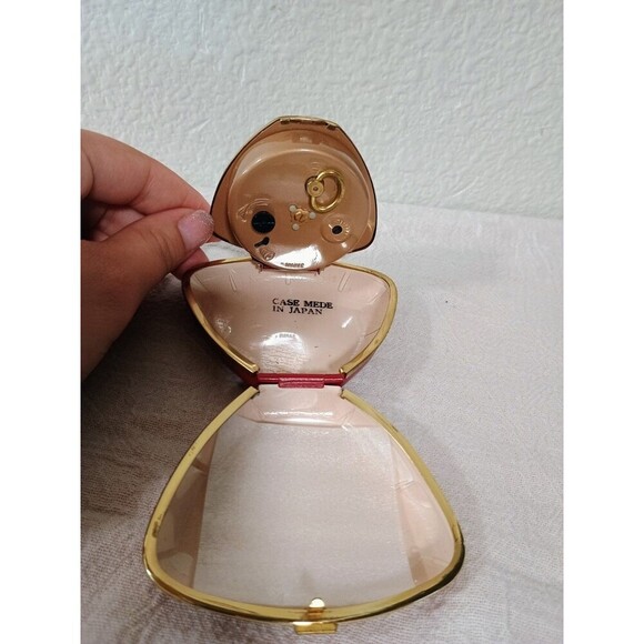 Vintage Linden Wind Up Travel Clock Red Shell Triangle Shape - Working - Picture 3 of 6